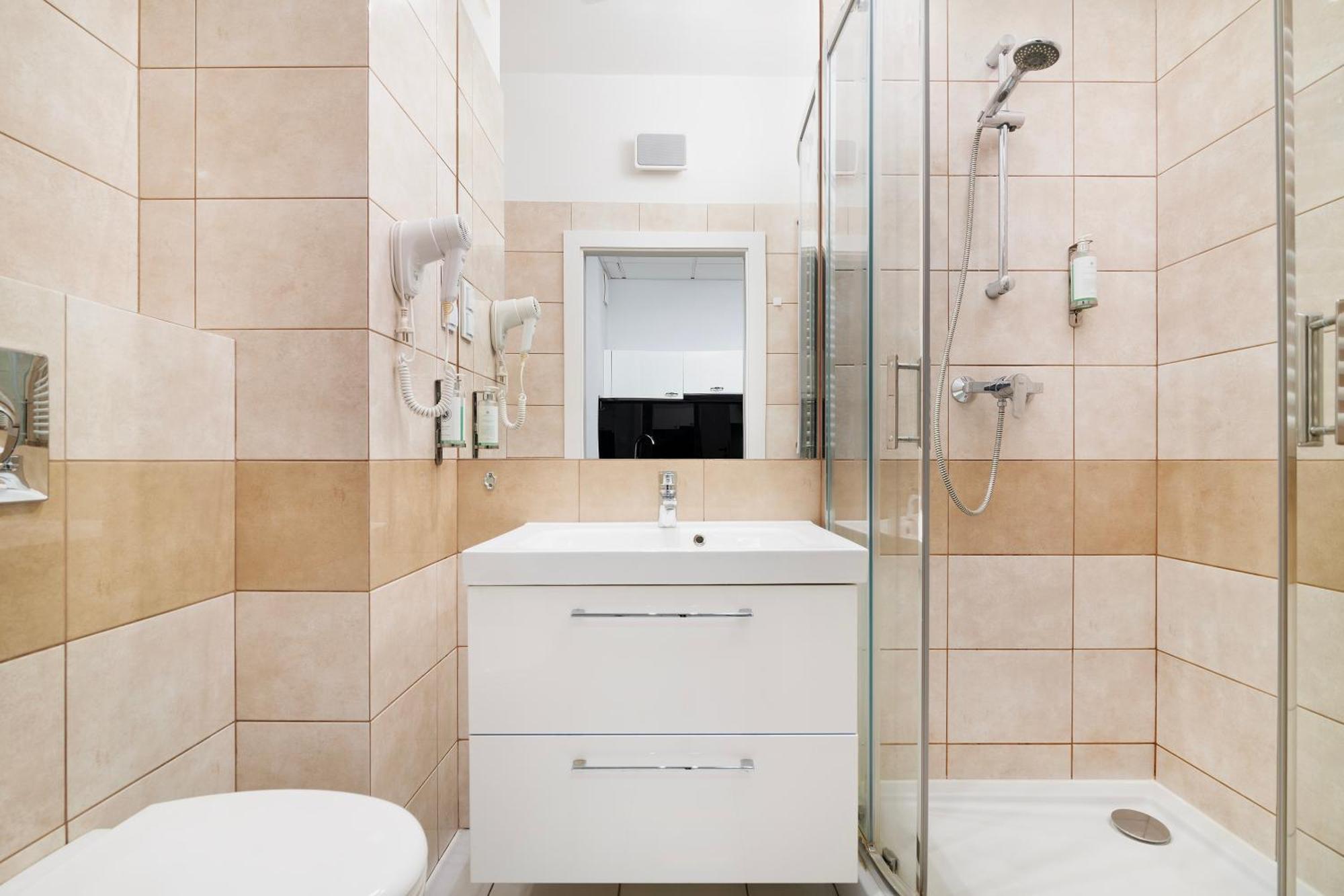 Apartamenty Prymasa Residence Warszawa Exteriör bild